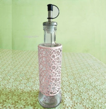 B06130002 oil vinegar bottle hollow metal cover