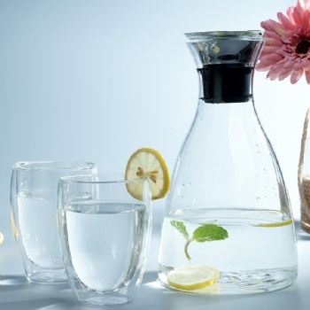  glass pitcher metal lid B05230006	