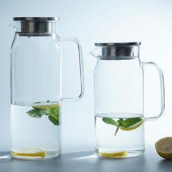 glass pitcher with SS lidB05230007