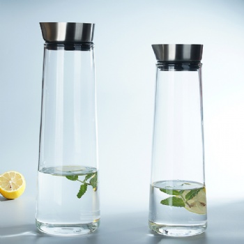 glass pitcher with SS lidB05230010