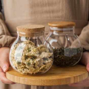  glass storage jar with wooden flat lidB05113101	